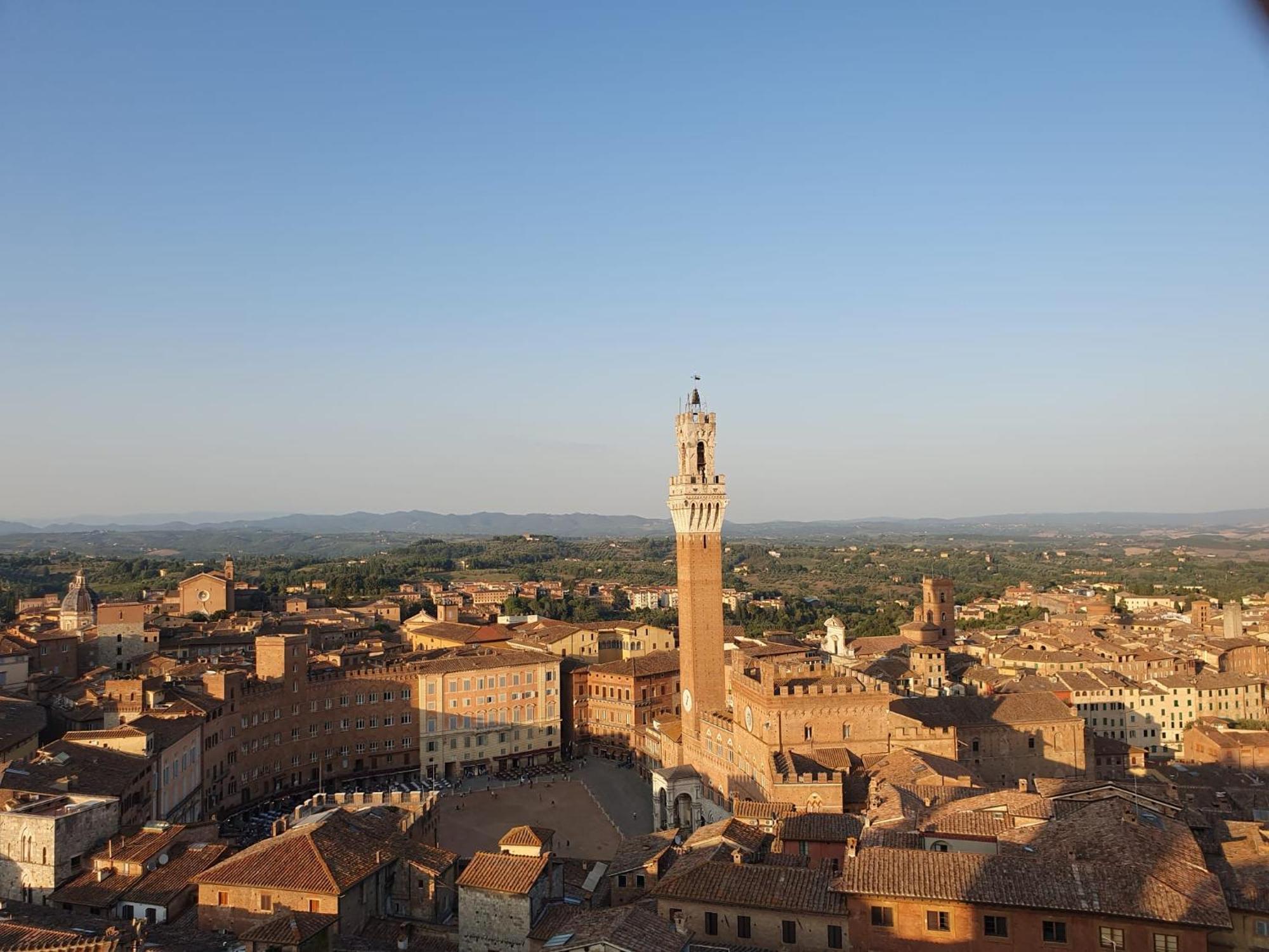 Loft Vicolo Di Vallepiatta 2 Min Piazza Del Campo Con Parcheggio Siena Exteriör bild